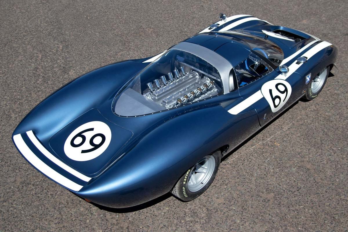 Ecurie-Ecosse-LM69-3