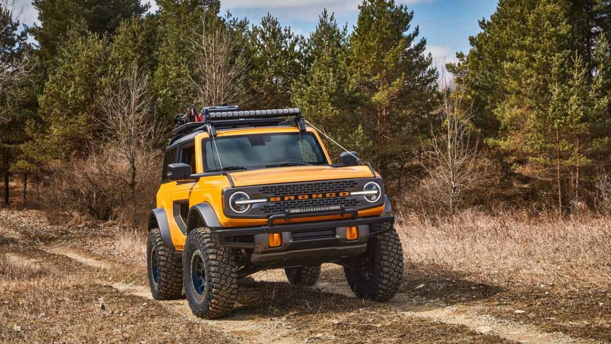 Ford-Bronco-Raptor-21