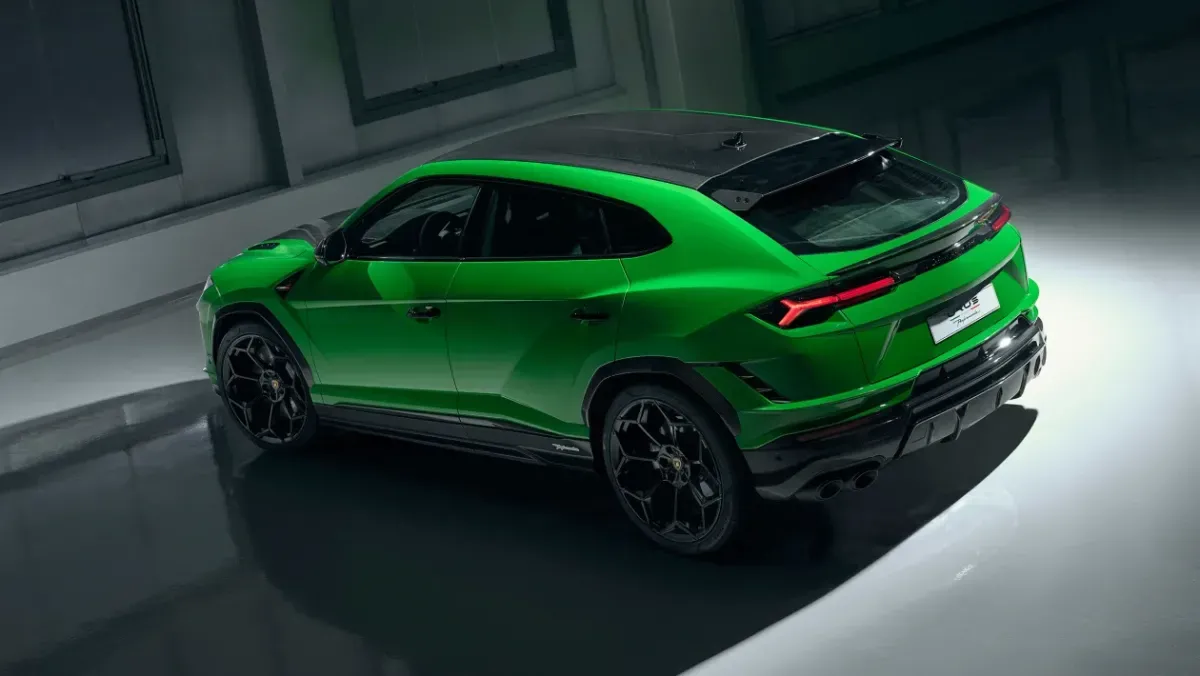 Lamborghini-Urus-Performante-24