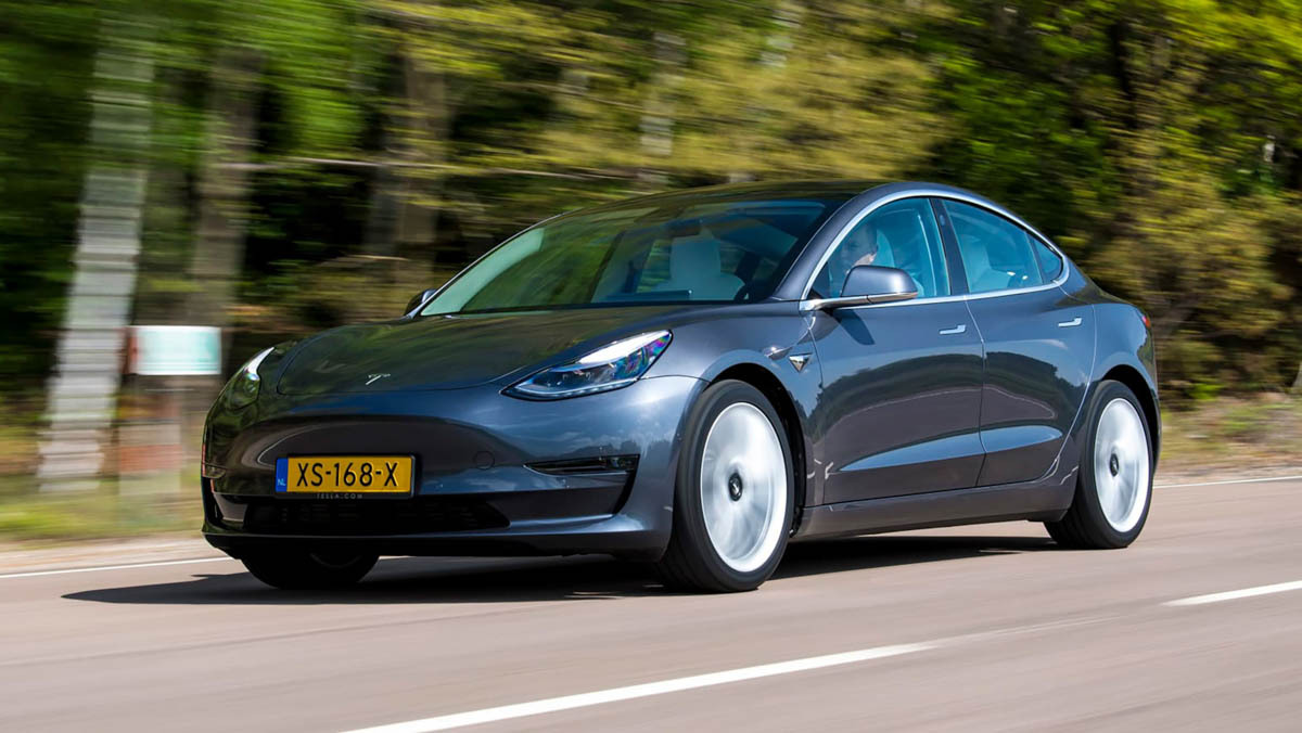 Tesla Model 3 review – an enthusiast's guide to the groundbreaking electric  car
